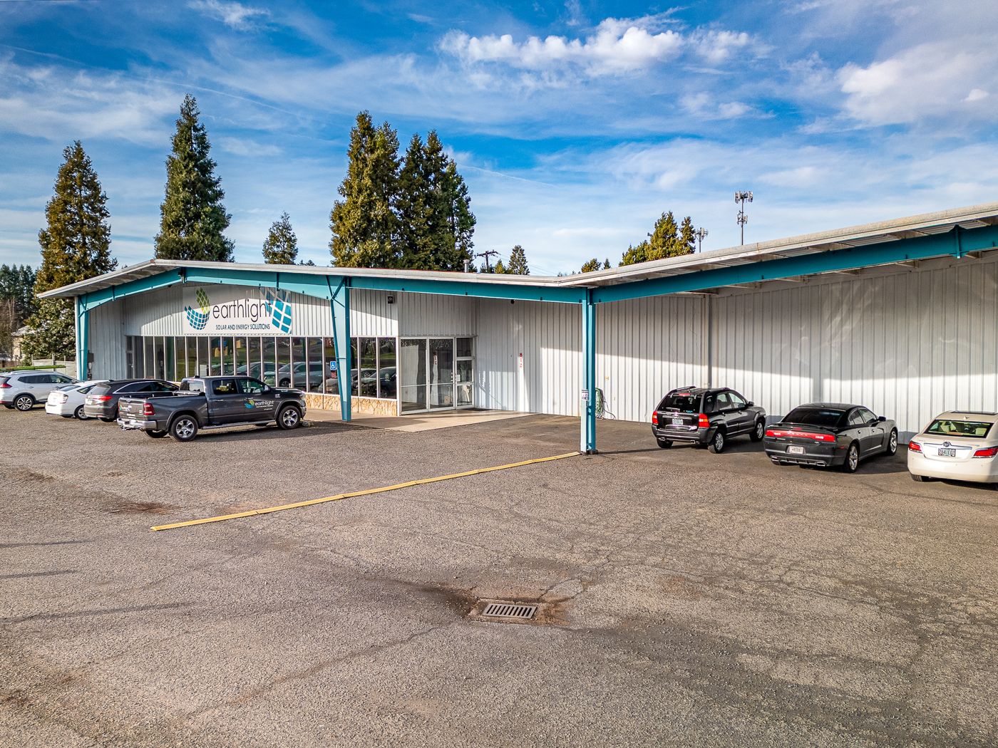 2.82 Industrial Acres + 18,400 SF Building photo